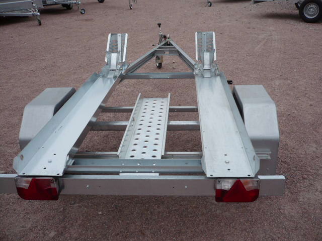 Прицеп для перевозки мотоциклов MC29